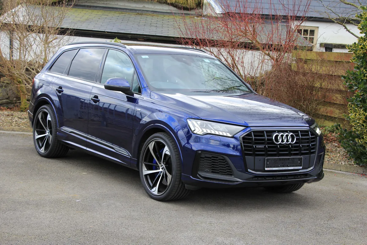 Q7 Black Edition * Huge spec * Low Kms - Image 1