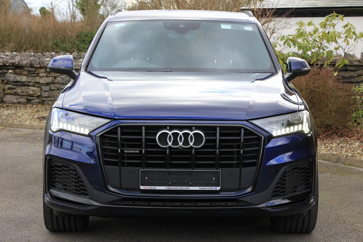 Q7 Black Edition * Huge spec * Low Kms - Image 2
