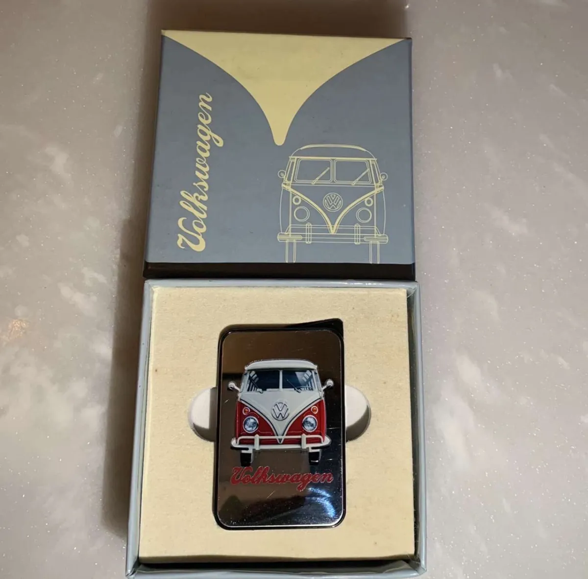 Volkswagen vw lighter 2 types - Image 1