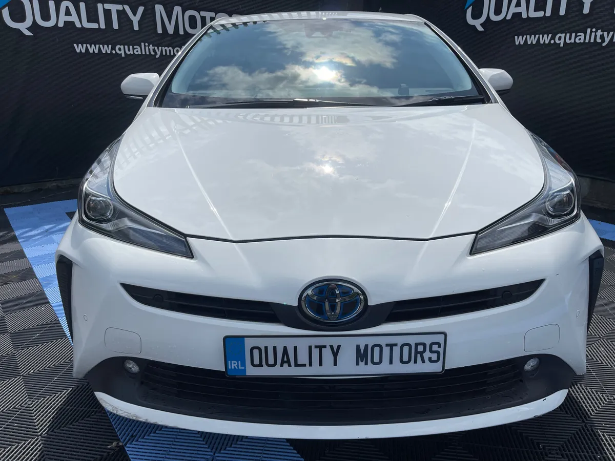 2020 TOYOTA PRIUS HYBRID (S66) - Image 1