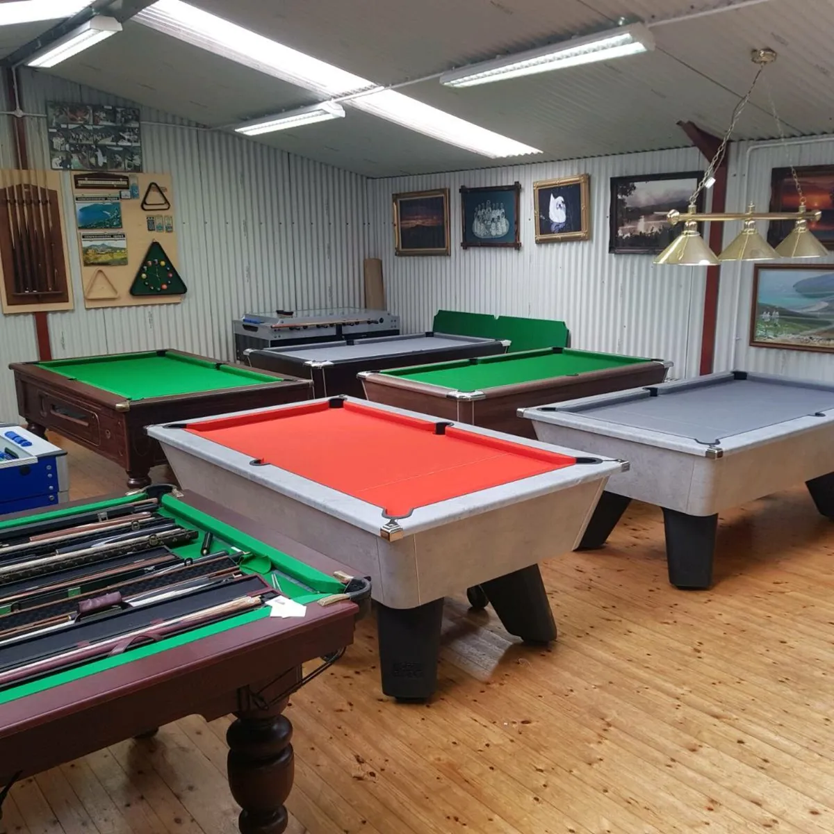 Pool tables - Image 1