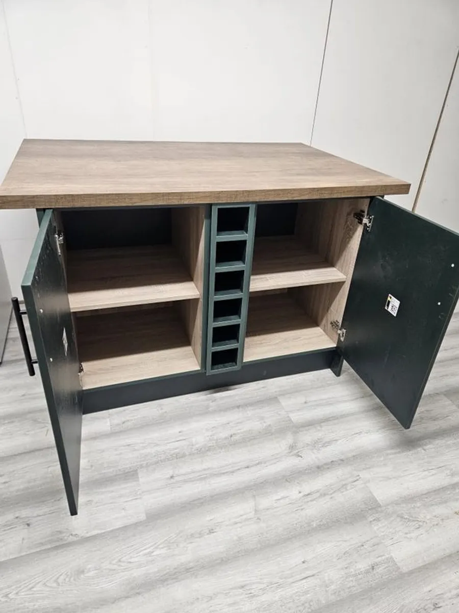 kitchen island - Image 2