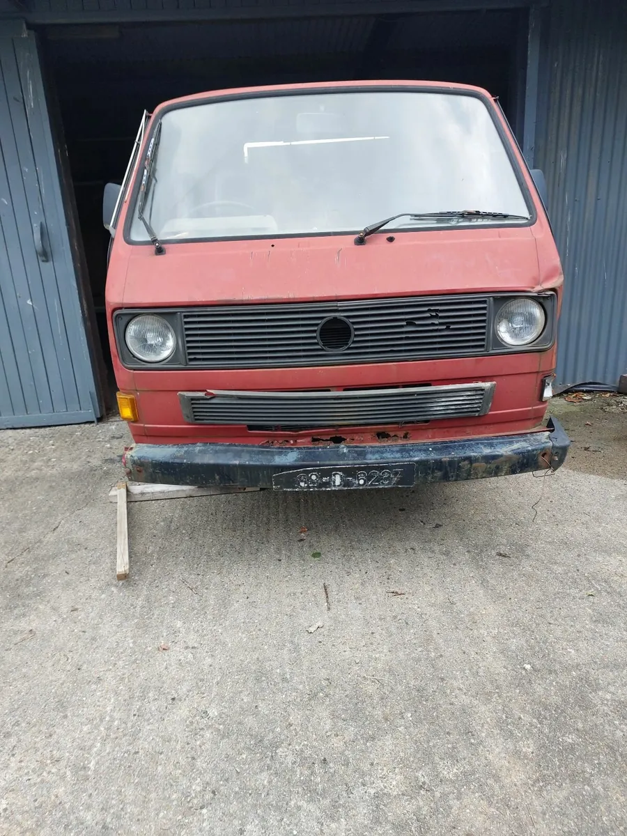 Volkswagen Transporter 1988 - Image 1