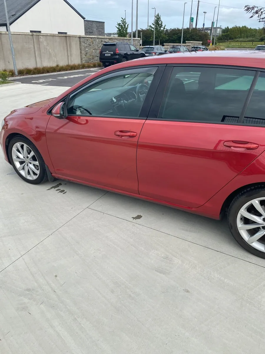 Volkswagen Golf 2014 - Image 2