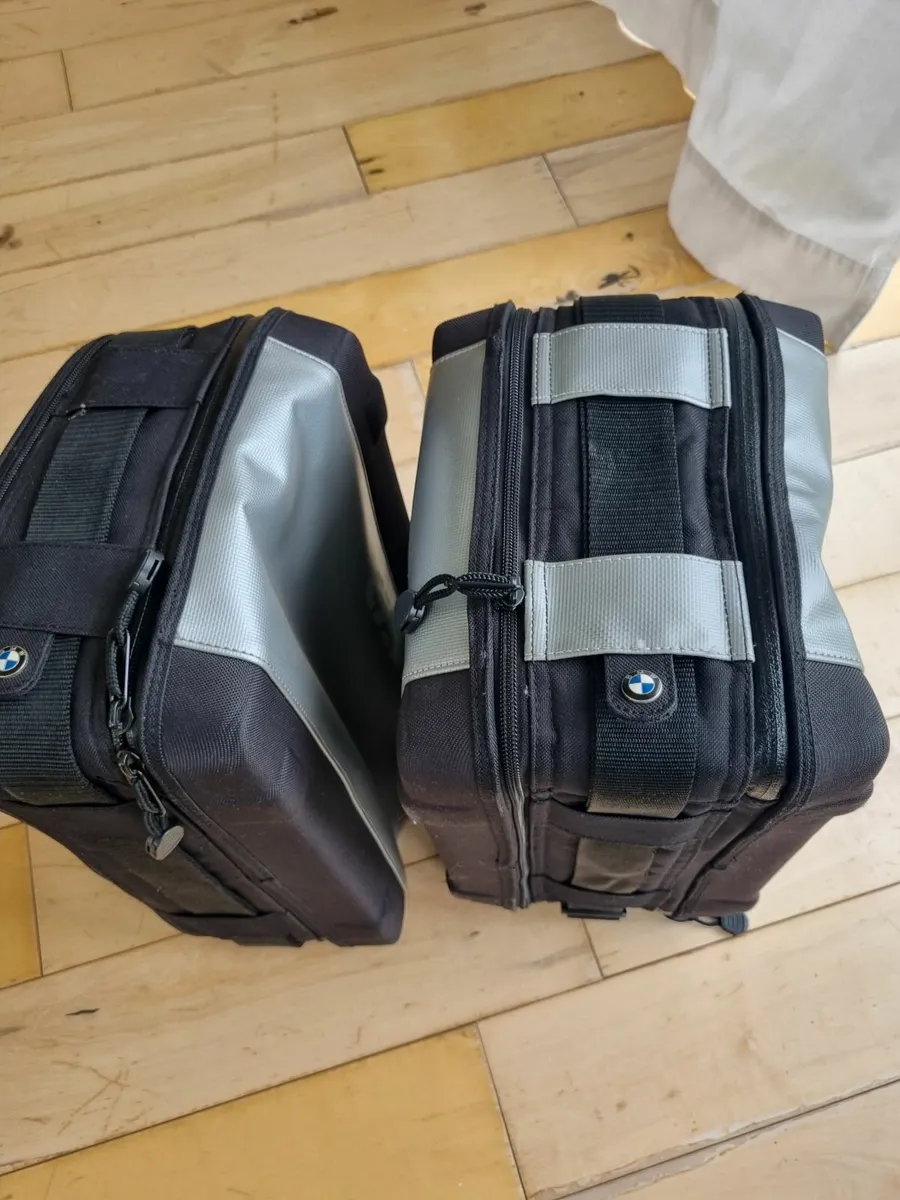 Bmwgs1200 vario box inner case - Image 1