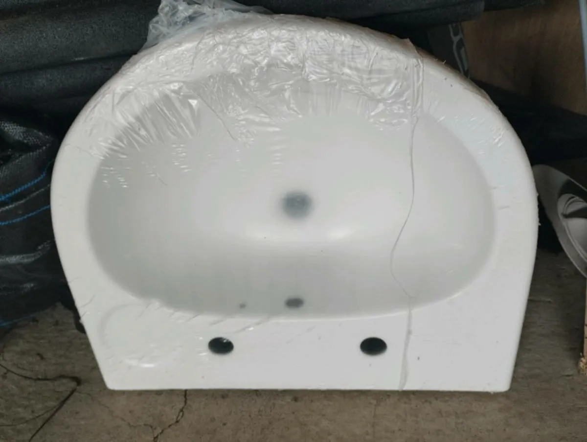Sink - Image 1
