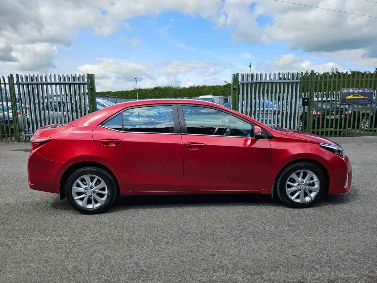 Toyota Corolla 2015 1.4 D4D Luna - Image 3