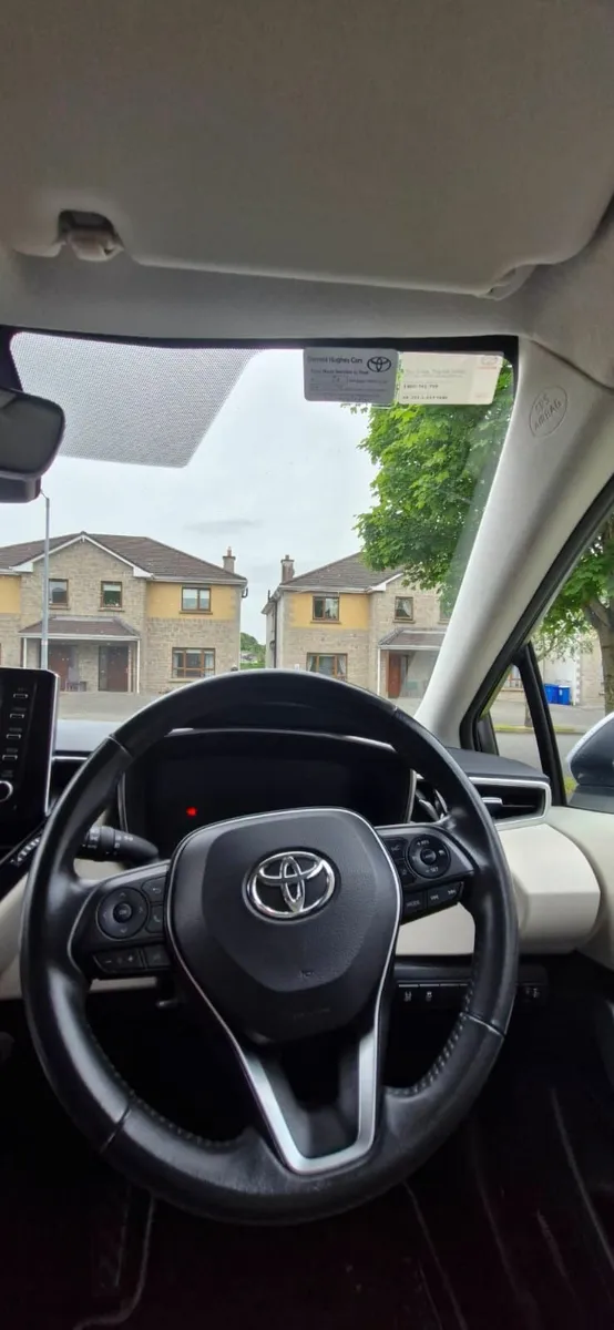 Toyota Corolla 2022 - Image 2