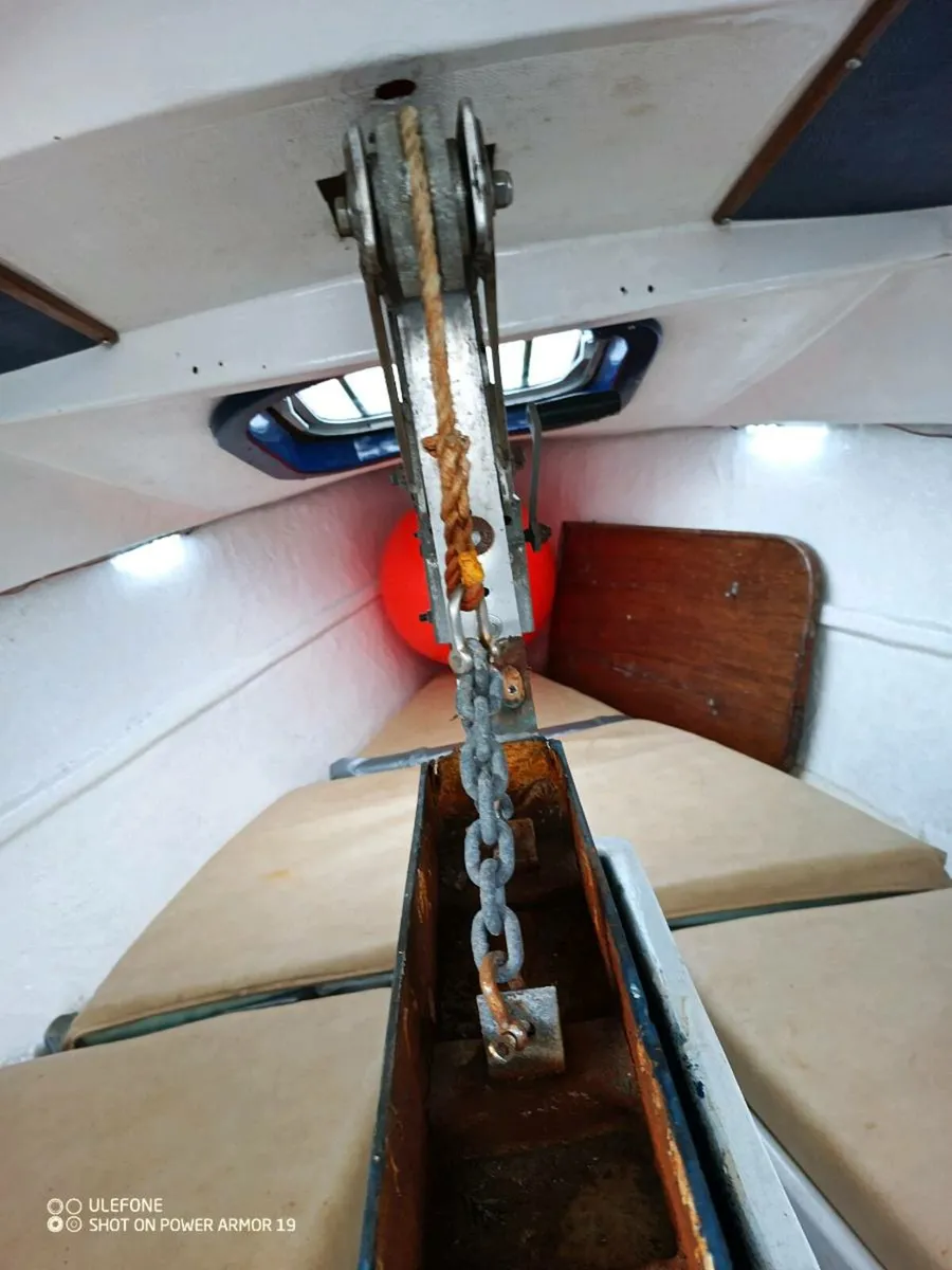 19 Foot drop keel yacht - Image 4
