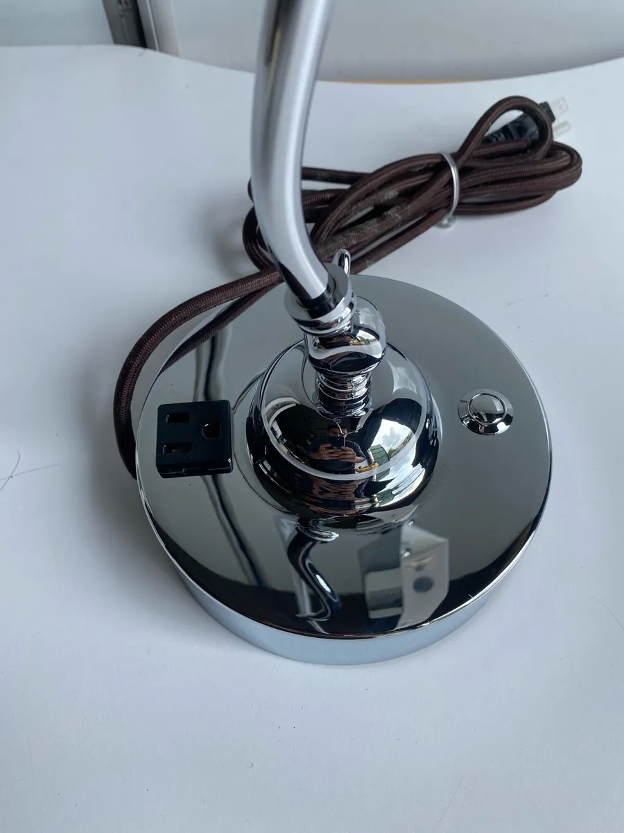 Table Lamp - Image 4