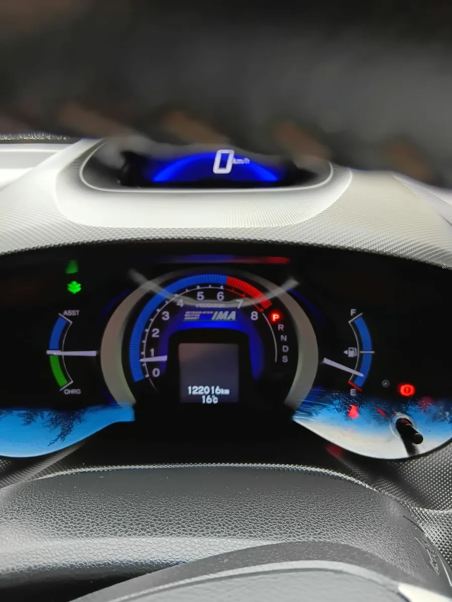 Honda Insight Hybrid 2010 - Image 2
