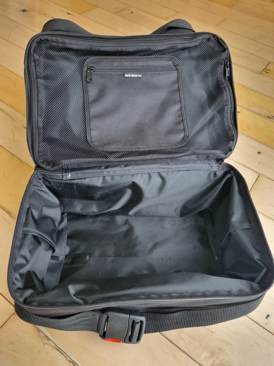 Bmwgs1200 vario box inner case - Image 3
