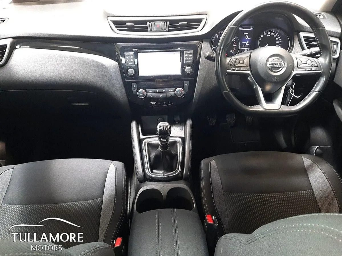 Nissan QASHQAI 1.2 PET SV - Image 2
