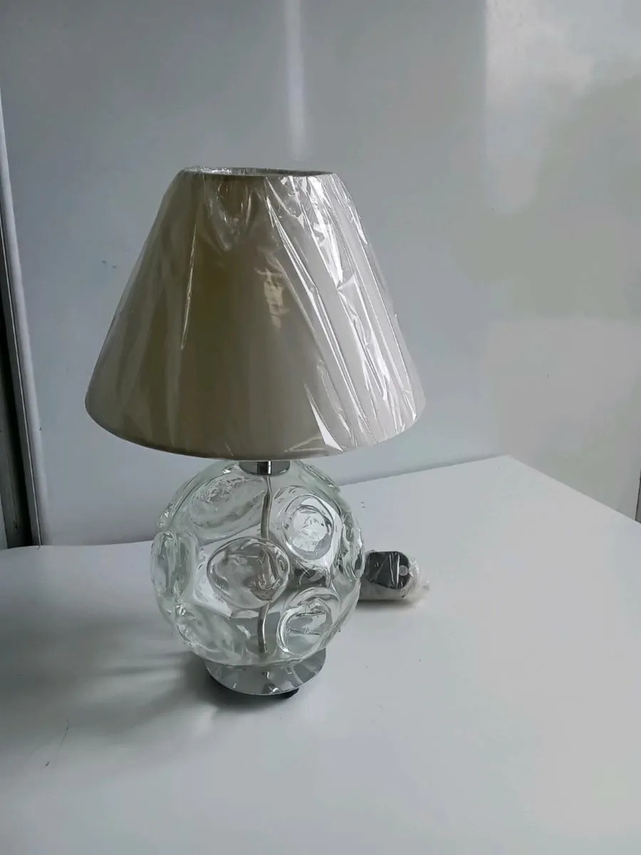 Decorative Table Lamp with Sculpted Glass Base - Image 3