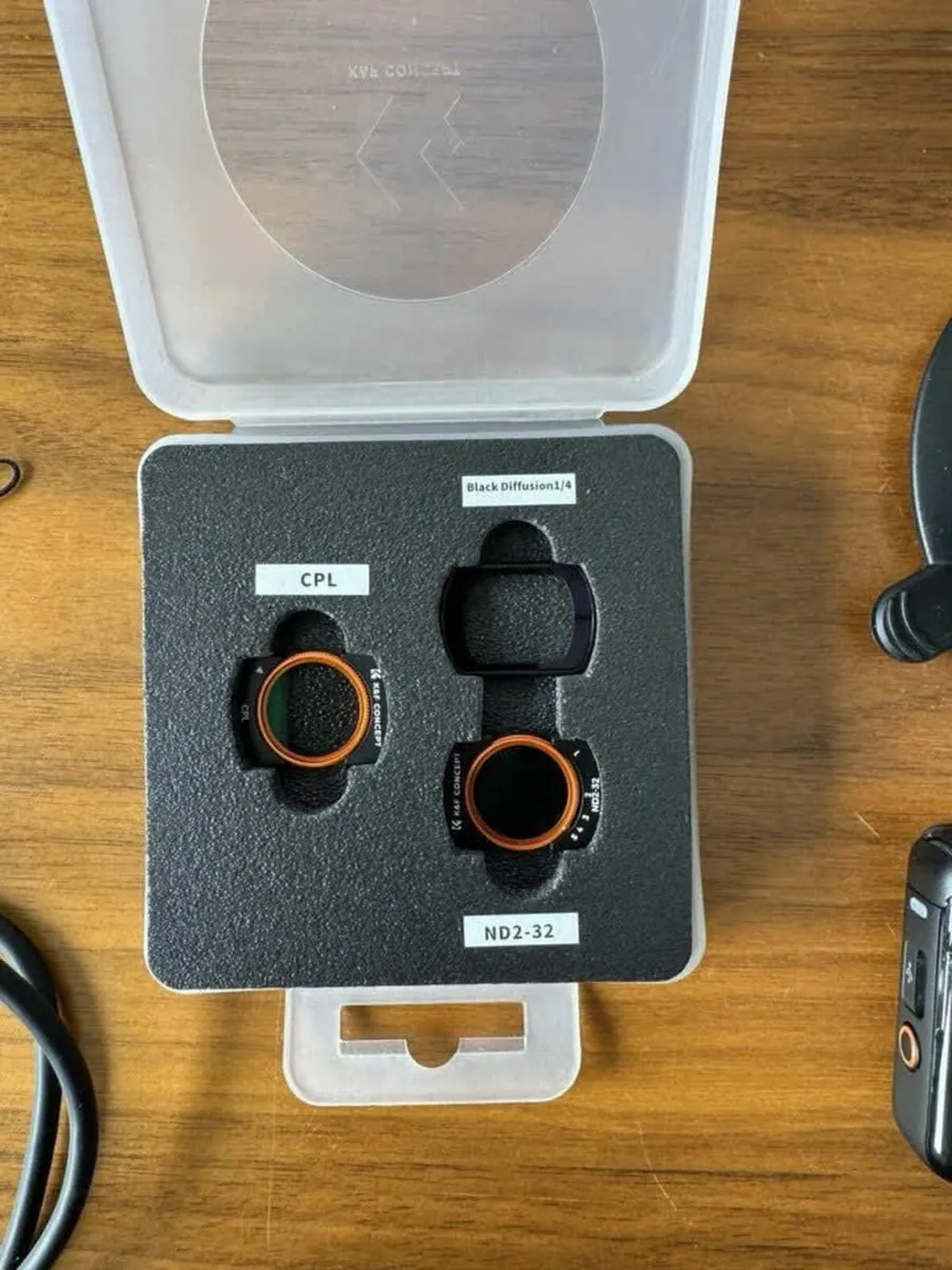 DJI Osmo Pocket 3 Creator Combo Action Camera 4K - Image 2