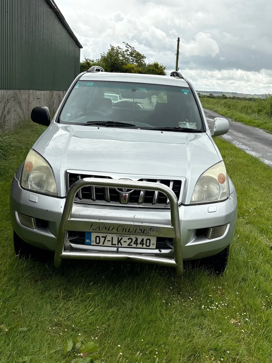 Toyota Land Cruiser 2007 - Image 3