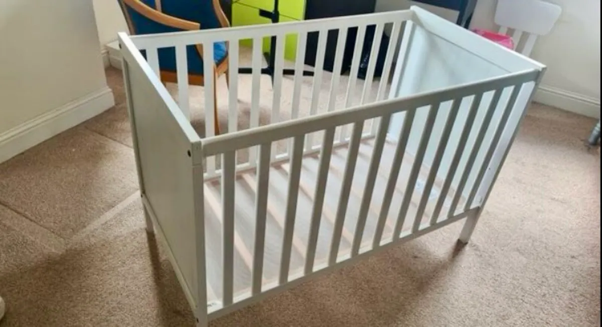 Baby Cot - Image 1