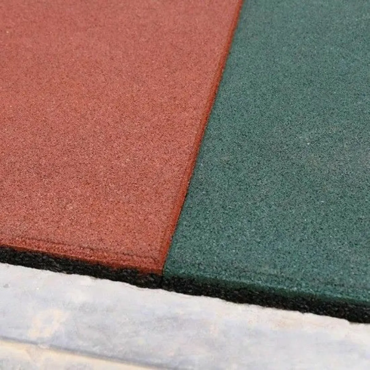 PlaySafe 20mm 1m² Outdoor Rubber Playground  Mats - Image 1