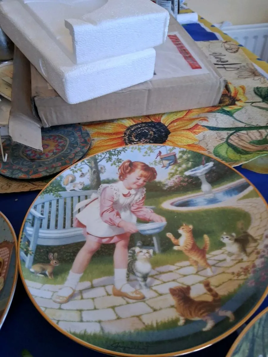 Plates - Image 3