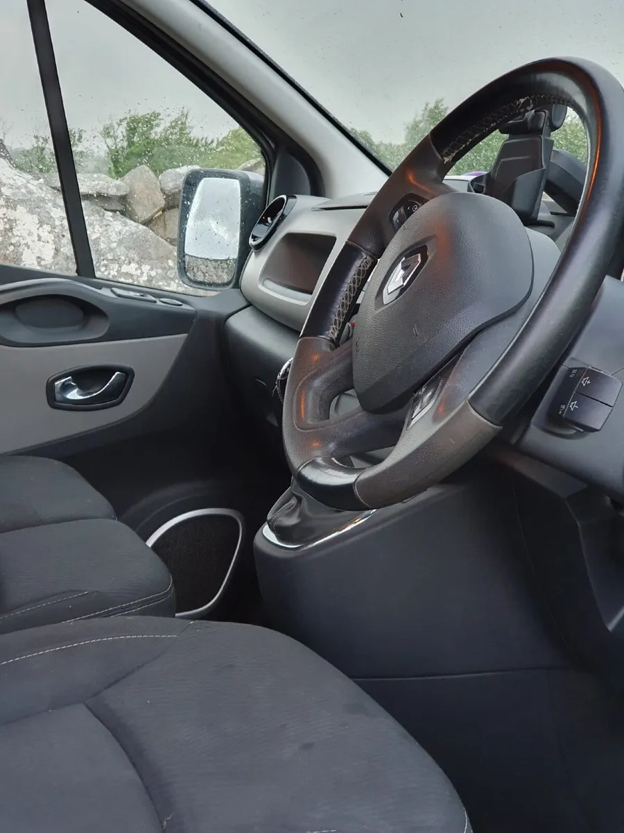 Renault Trafic 2018 - Image 3