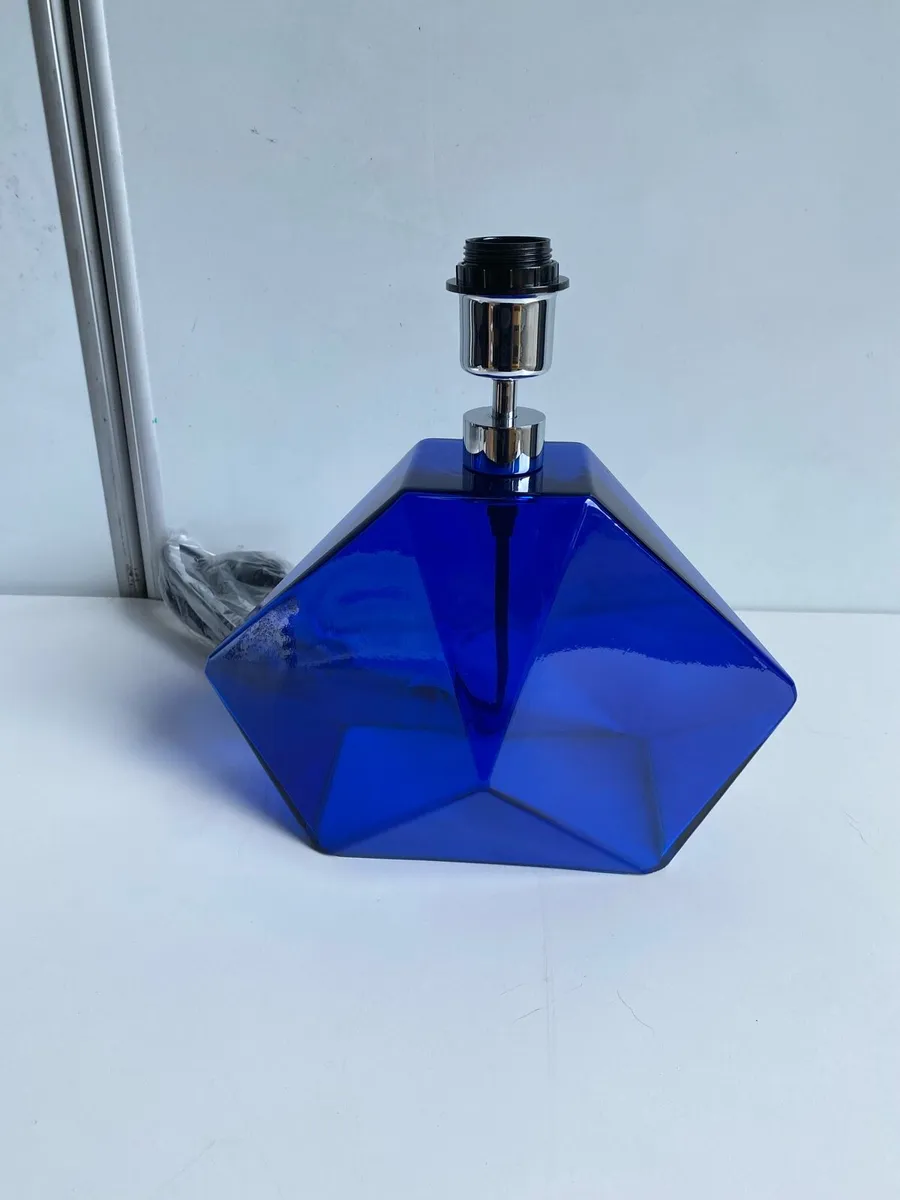 CRYSTAL LAMP - Image 1