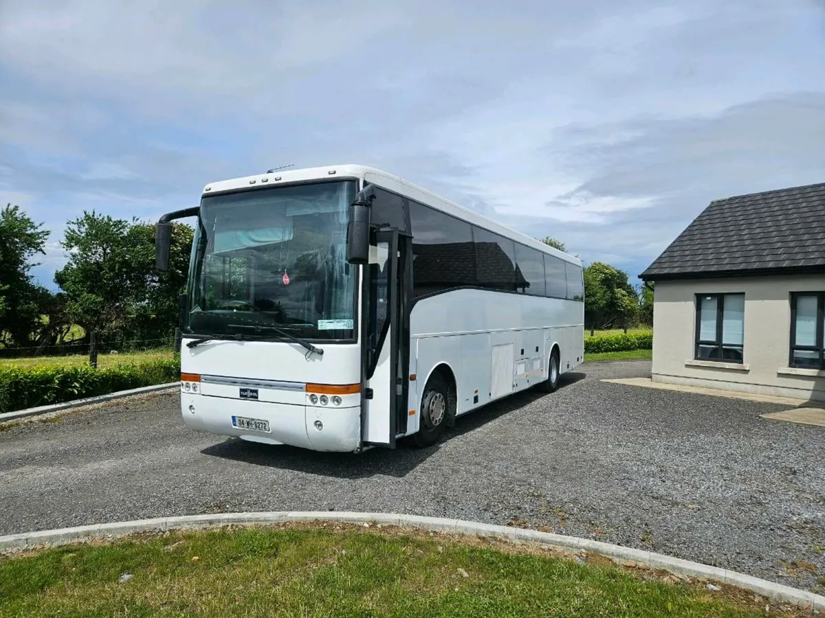 04 vanhool 53 seater - Image 1