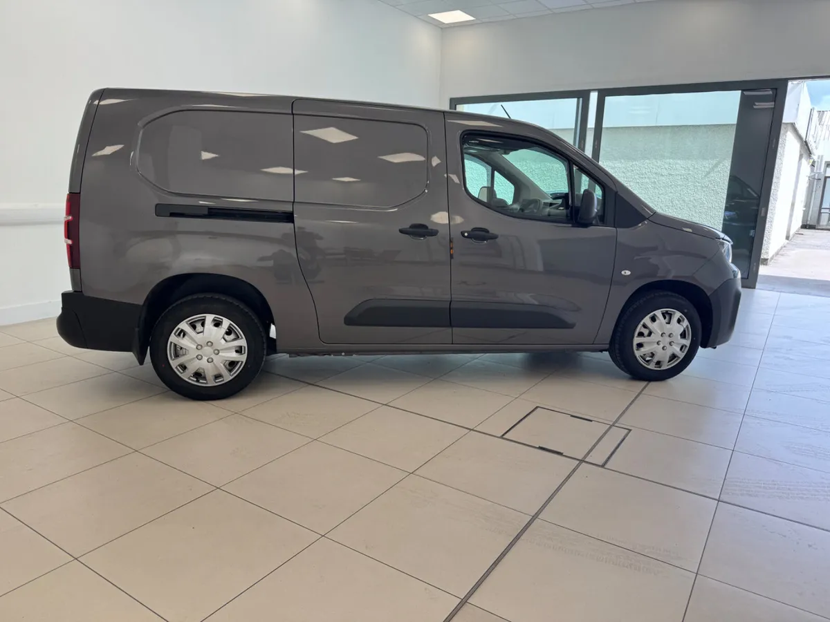 Peugeot Partner 2021 - Image 2