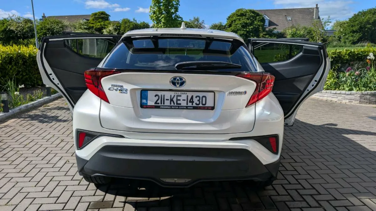 Toyota CH-R - Image 2