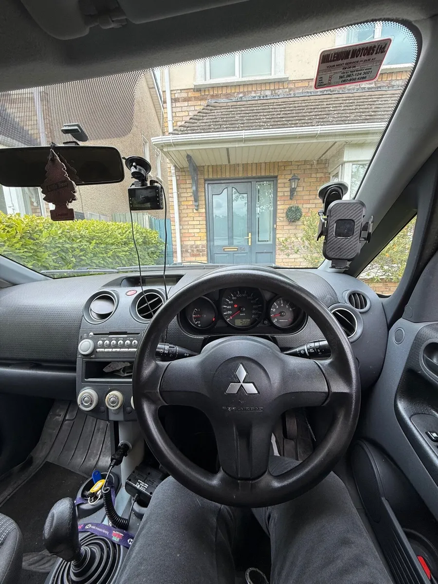 Mitsubishi Colt 2008 - Image 1