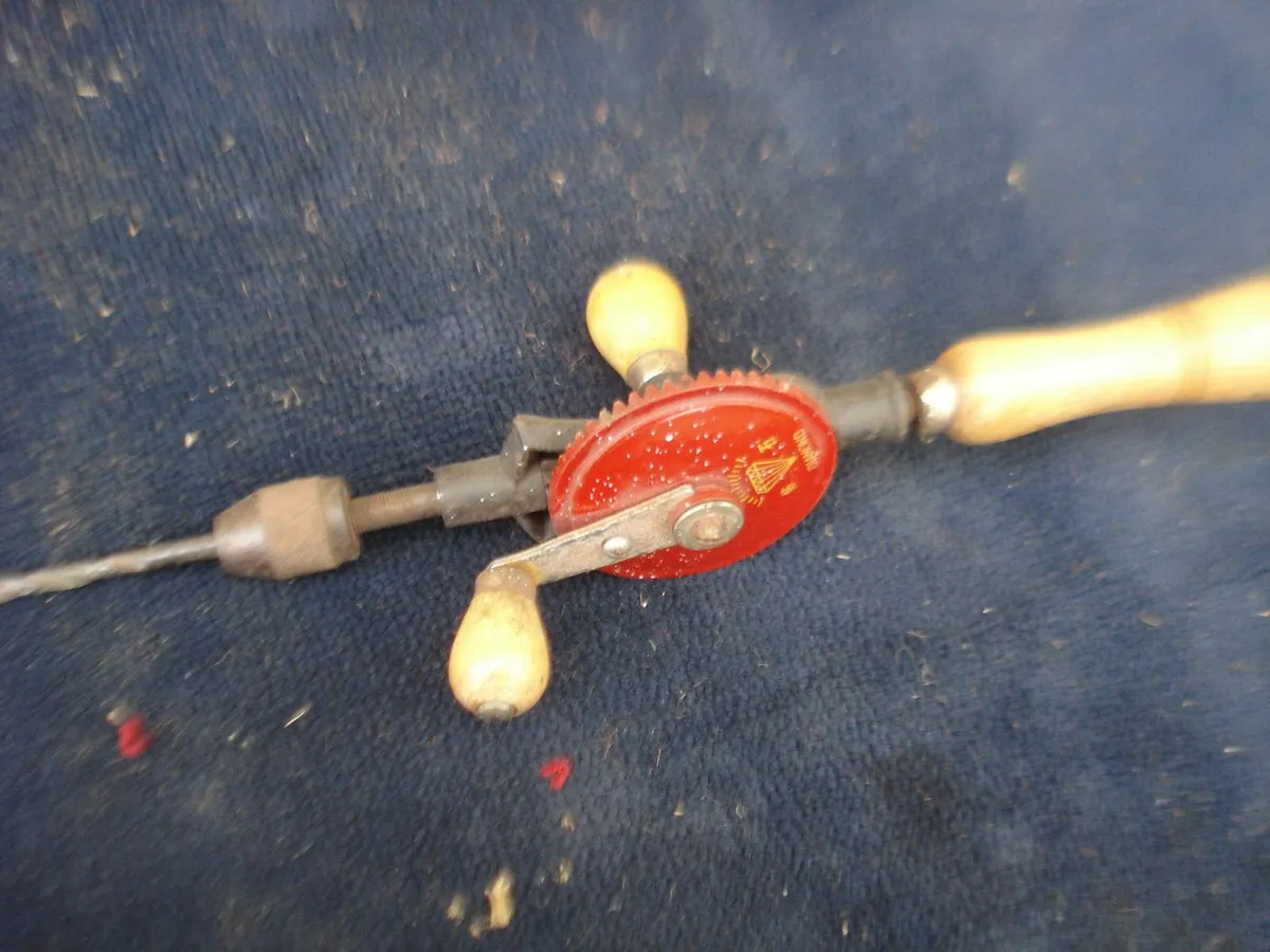 7 OLD WOODEN HANDLE TOOLS. - Image 4