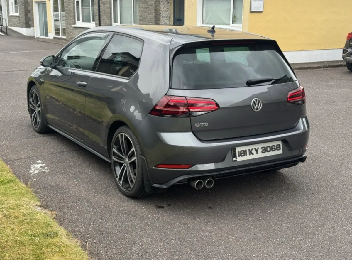 Volkswagen Golf GTD - Image 4