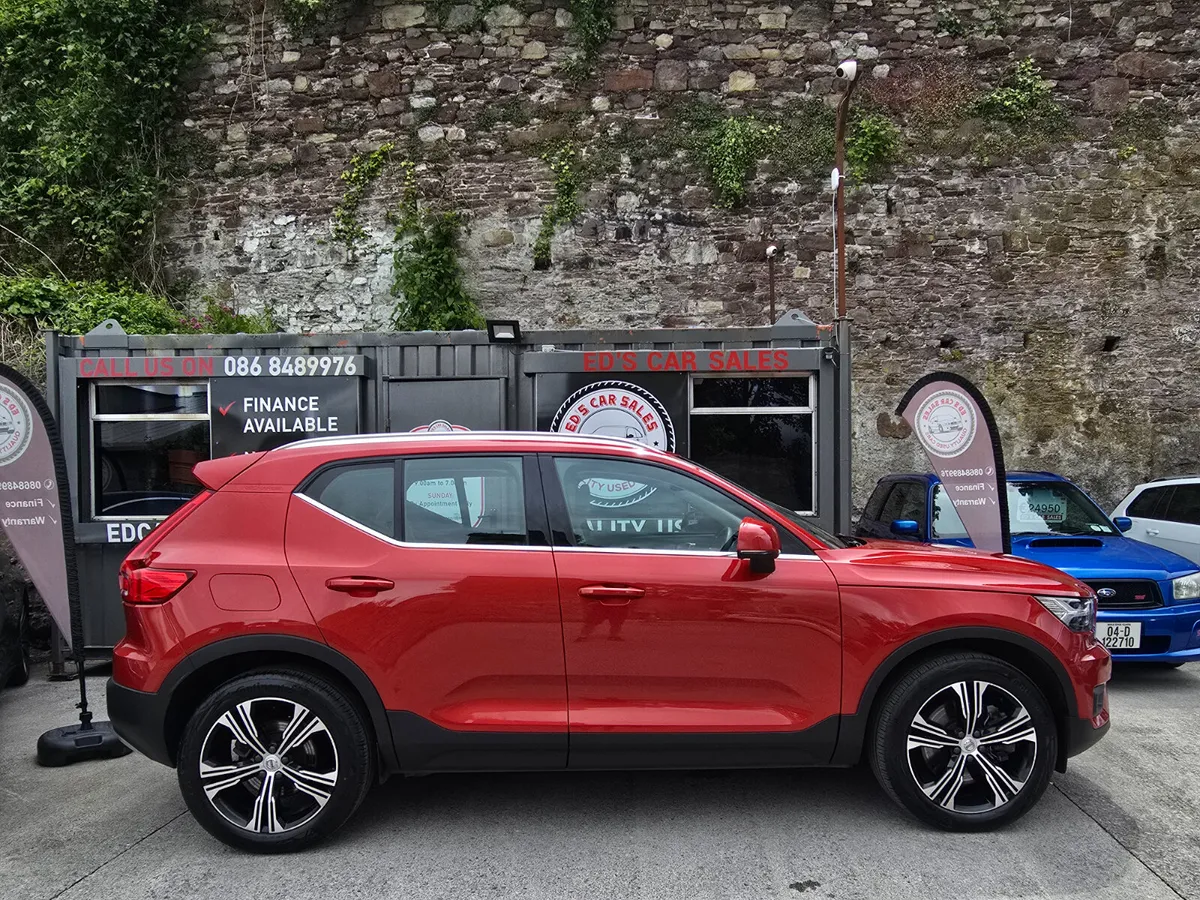 Volvo XC40 Inscription Pro Recharge 2022 (221) - Image 3