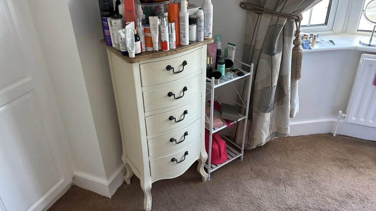 Bedroom furniture - Image 3