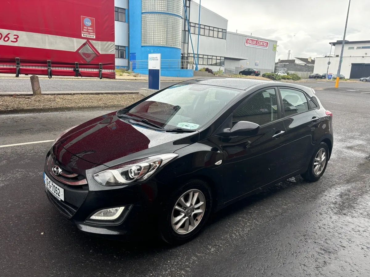 12 Hyundai i30 Nct 2/26 - Image 2
