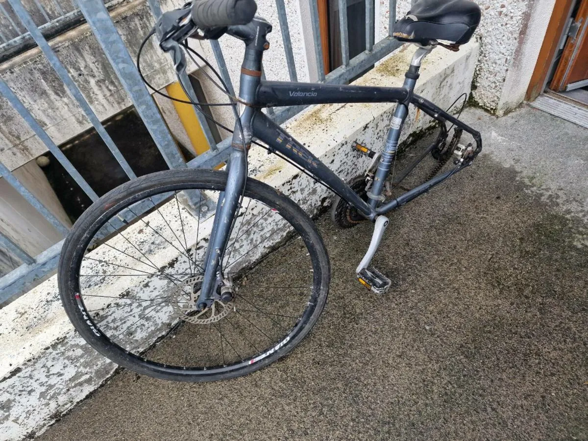 Trek Valencia - Image 2