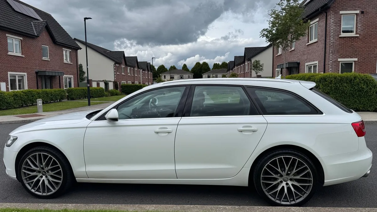 Audi A6 2L TDI SE ULTRA 190PS ESTATE - Image 3