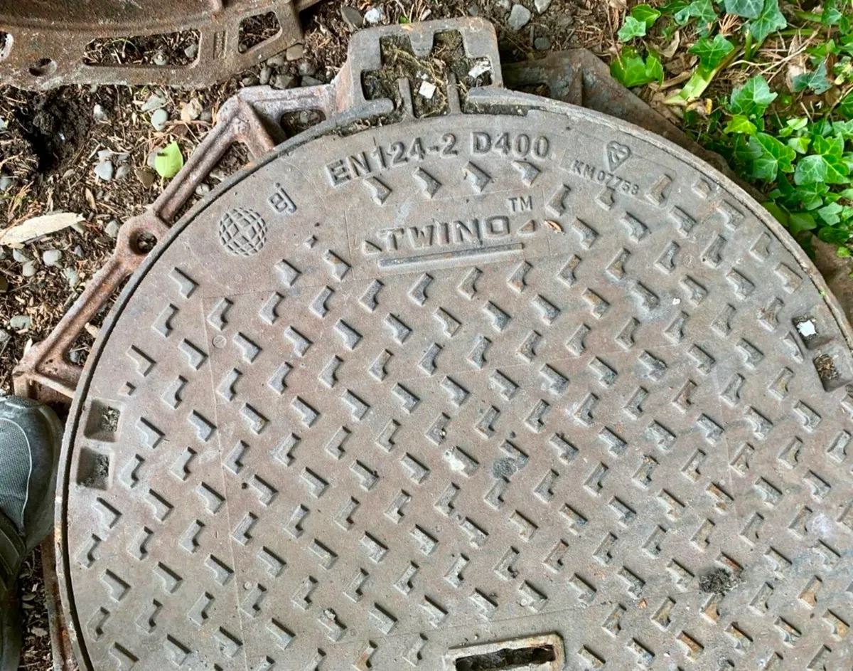 Manhole covers - Image 3