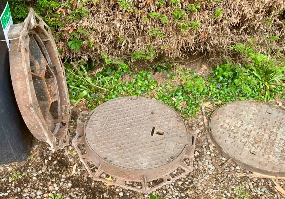 Manhole covers - Image 4