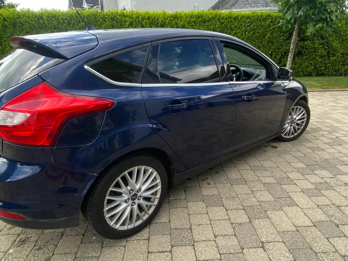 Ford Focus 2013 - Image 3