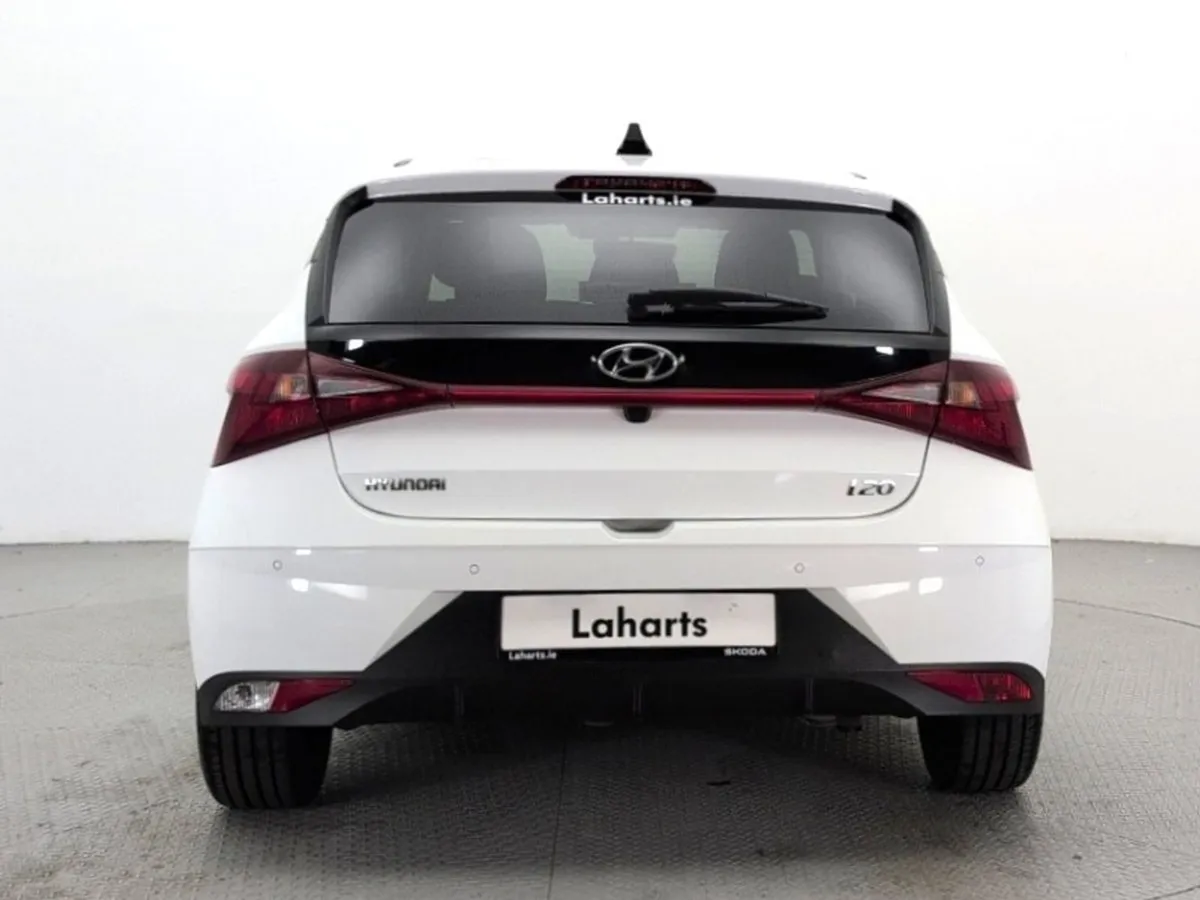 Hyundai i20 Deluxe Plus 5DR - Image 3