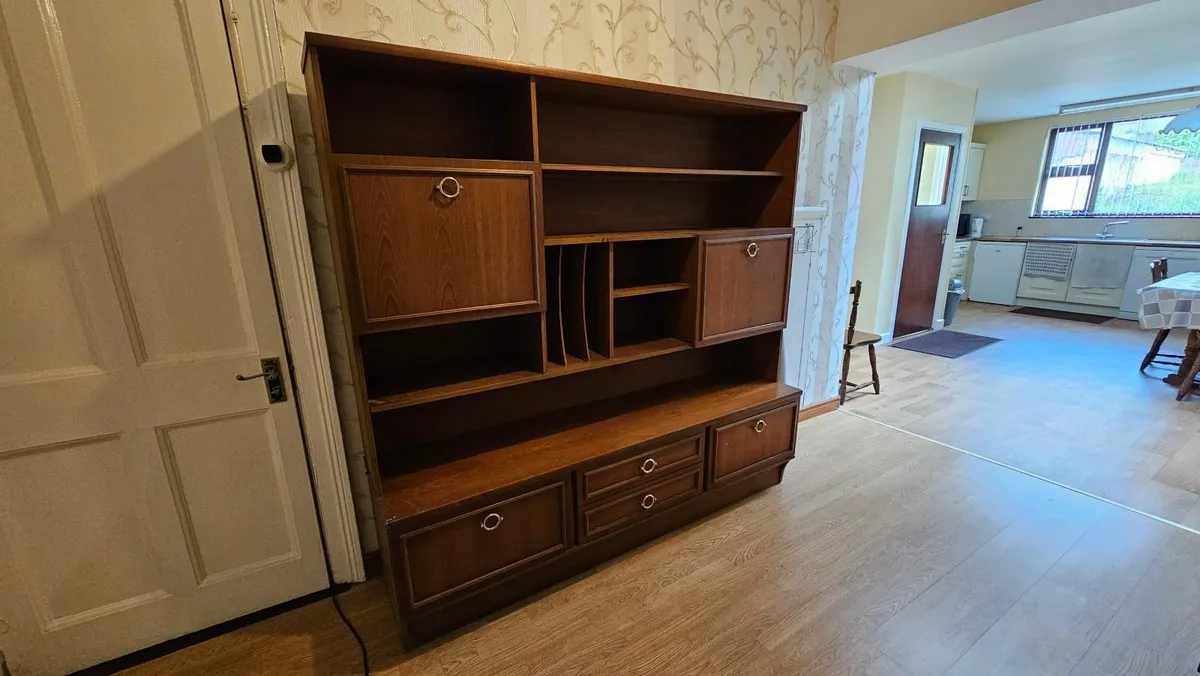 Display Cabinet / Sideboard Bookshelf - Image 1