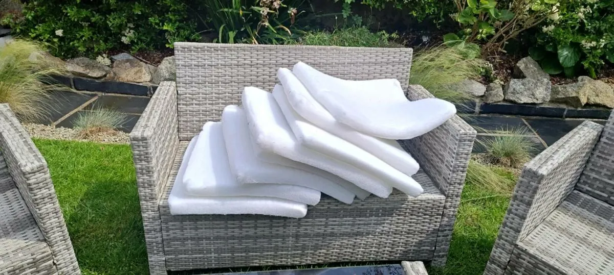 Rattan 4 seater garden lounge set - Image 2