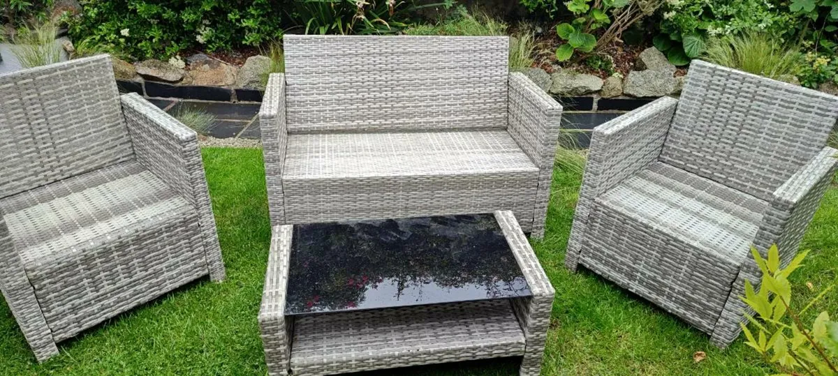 Rattan 4 seater garden lounge set - Image 3