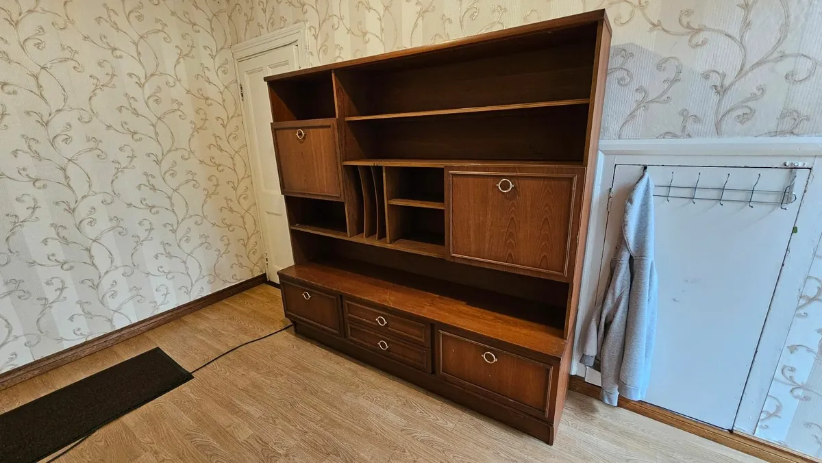 Display Cabinet / Sideboard Bookshelf - Image 2