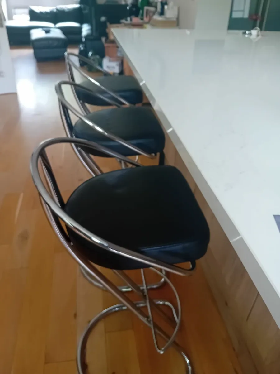 Kitchen Bar Stools - Image 2