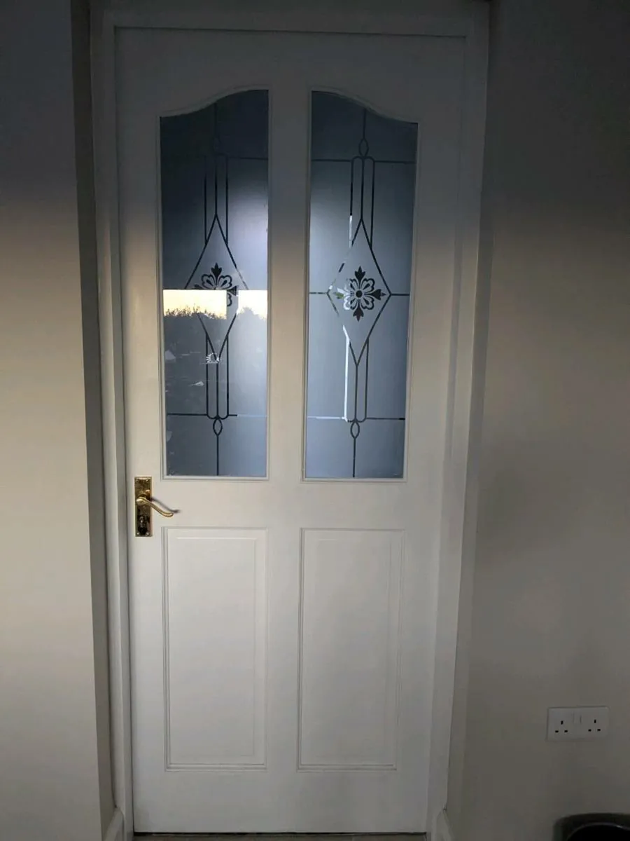 Internal doors - Image 1