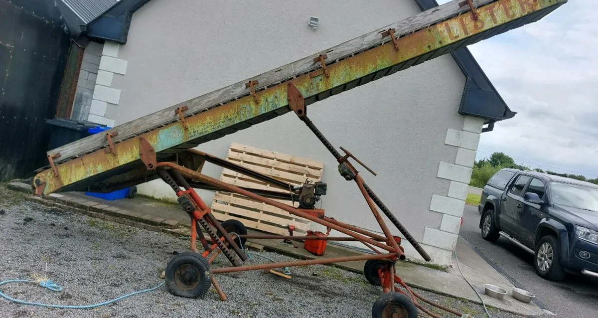 Bale Elevator - Image 1
