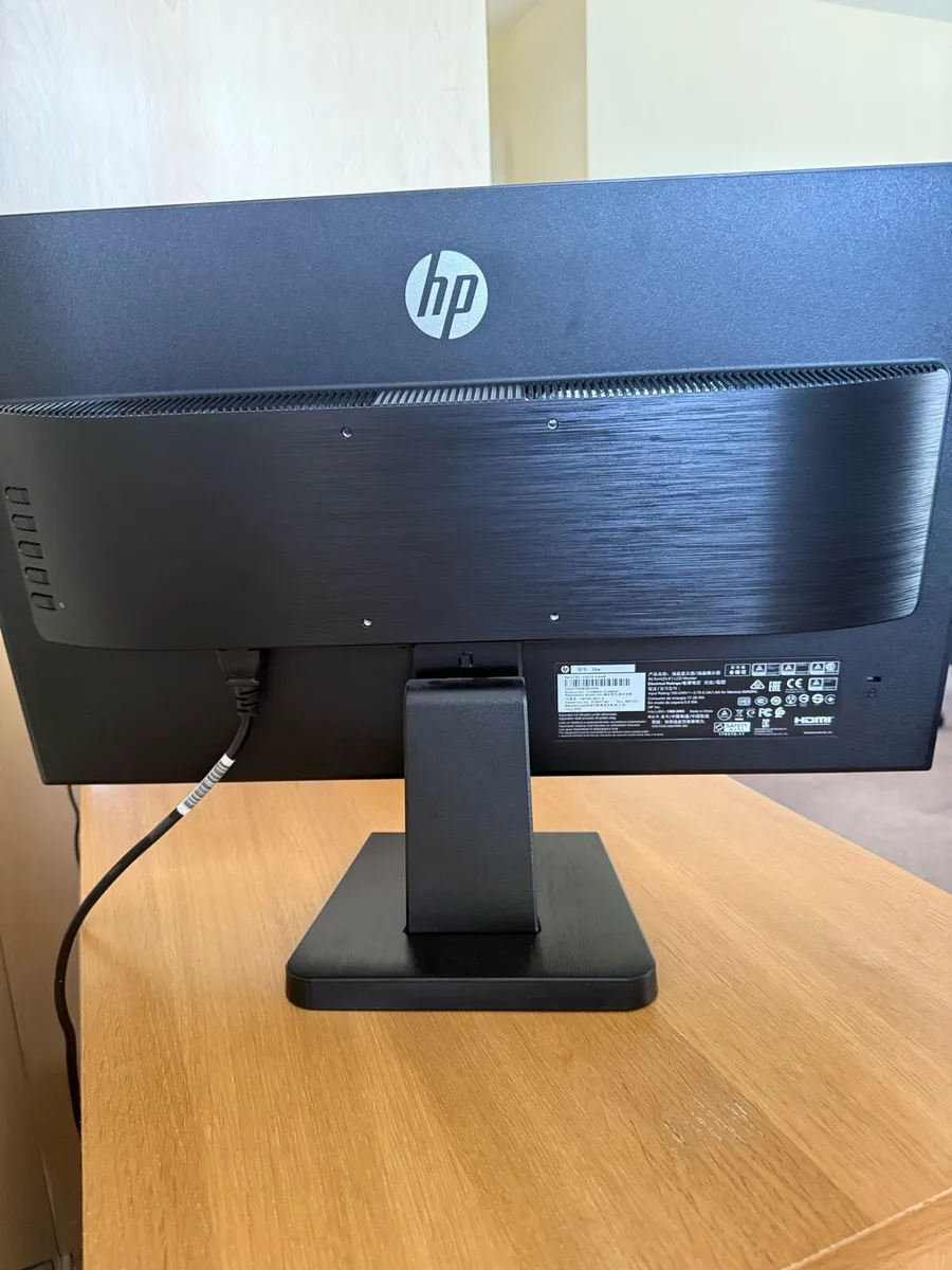 HP Monitor - Image 2