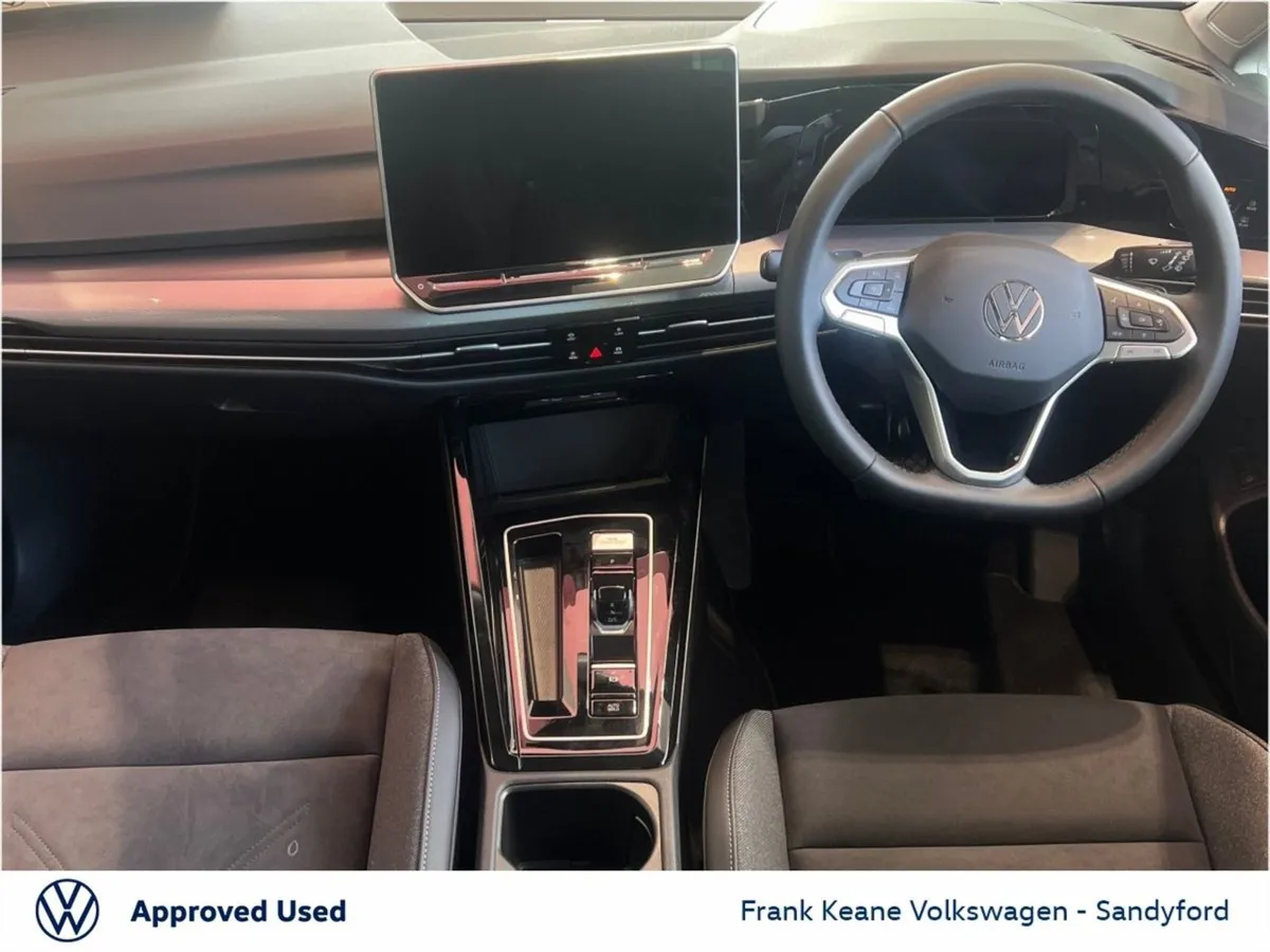 Volkswagen Golf  style  Phev 1.5 TSI 150HP Automa - Image 2