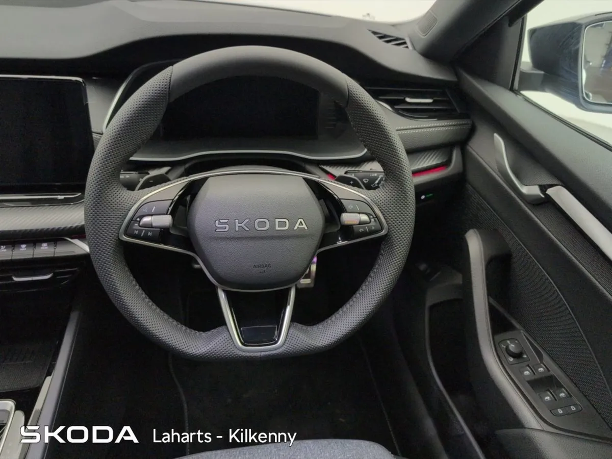 Skoda Octavia Sport 2.0tdi 150HP DSG - Image 3